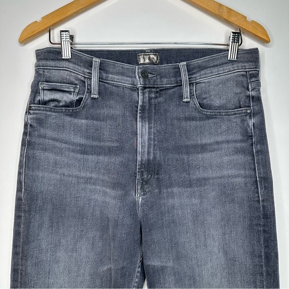 MOTHER High Waisted Rider Skimp Jeans in Bars & Phrases Size 31 - Picture 3 of 11